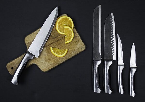 How to Dispose of Kitchen Knives: an Audacious Guide